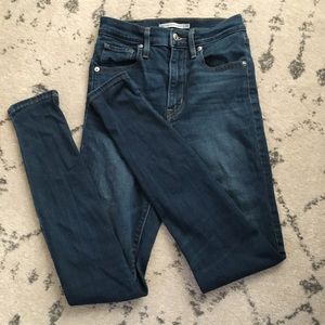 Levi’s Mile High Skinny Jeans 26x28